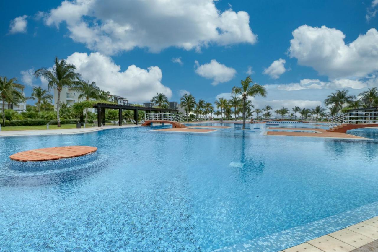 Hakuna Matata 725N At Mareazul Beachfront Playa del Carmen Esterno foto