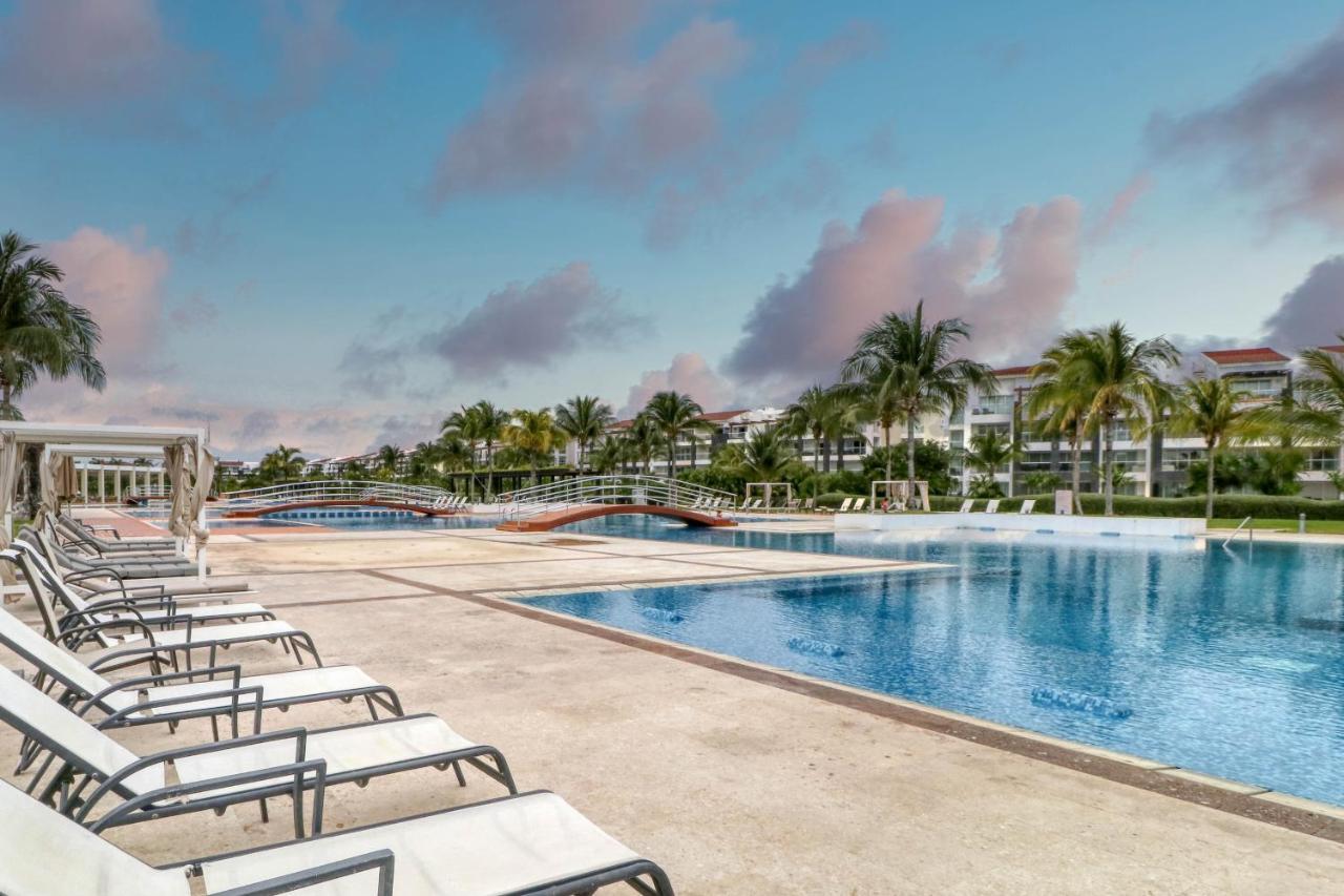 Hakuna Matata 725N At Mareazul Beachfront Playa del Carmen Esterno foto